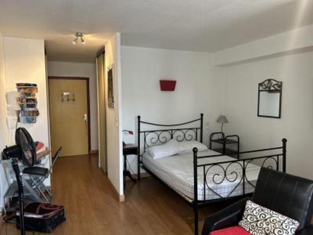 location appartement carcassonne 1 pièce 30 m2 aude 11000 450 € / mois