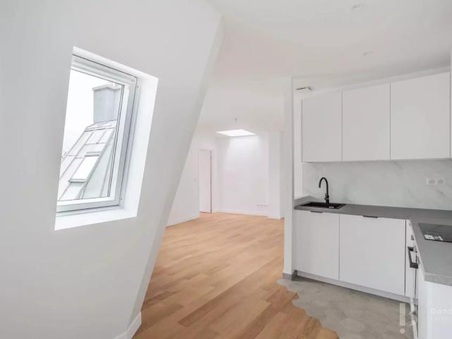 Location Appartement Carrefour de l'Odéon, Paris