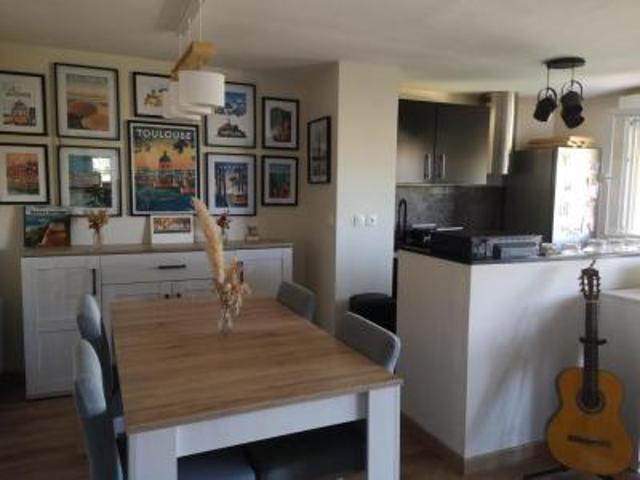 location appartement castelginest 4 pièces 74 m2 haute garonne 31780 970 € / mois
