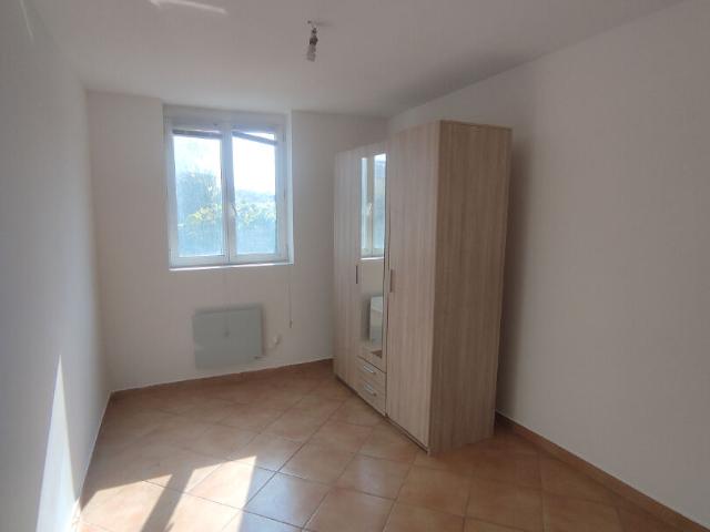 Location appartement Castelnau De Medoc: 575 € AJP Pauillac Immobilier