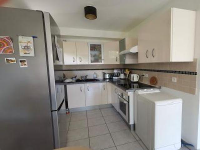 location appartement centre village 2 pièces 42 m2 ain 01630 921 €