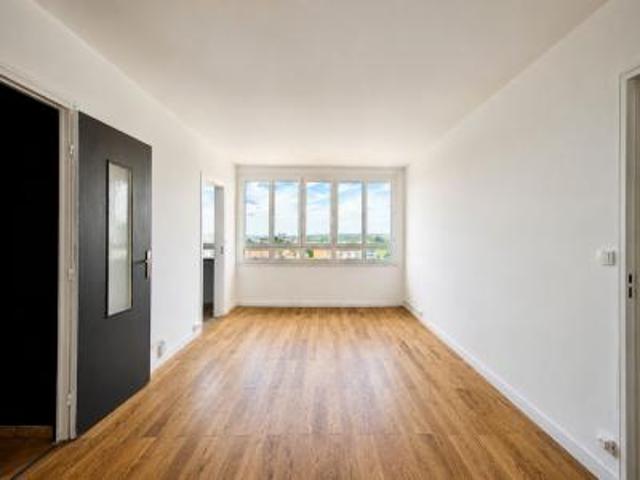 location appartement centre ville 3 pièces 60 m2 yvelines 78200 815 €