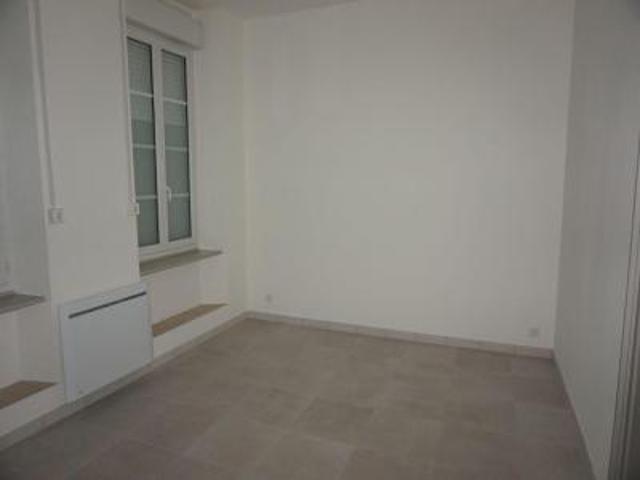 location appartement centre ville 2 pièces 36 m2 yonne 89100 550 €