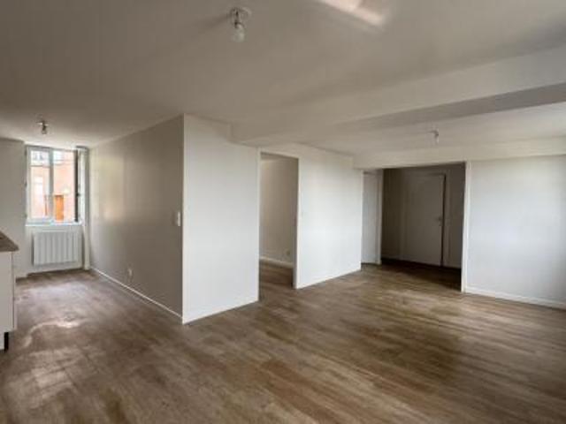 location appartement centre ville 4 pièces 76 m2 puy de dome 63300 570 €