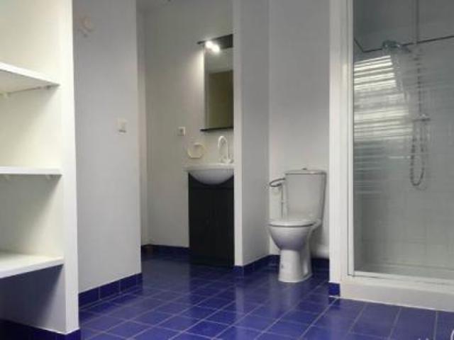 location appartement cergy 2 pièces 40 m2 val d'oise 95000 950 € / mois