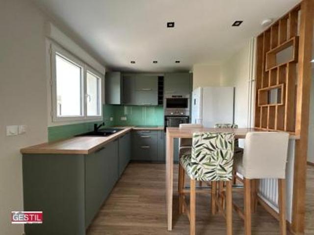 location appartement cergy 2 pièces 47 m2 val d'oise 95000 1100 € / mois