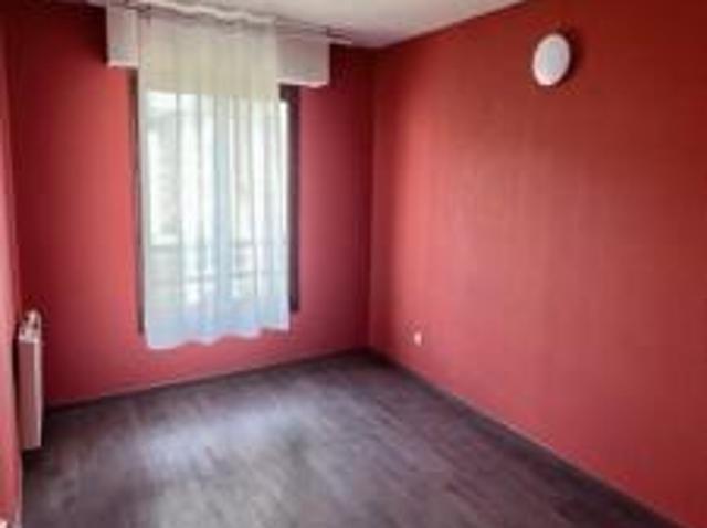 location appartement cergy 3 pièces 67 m2 val d'oise 95000 1290 € / mois