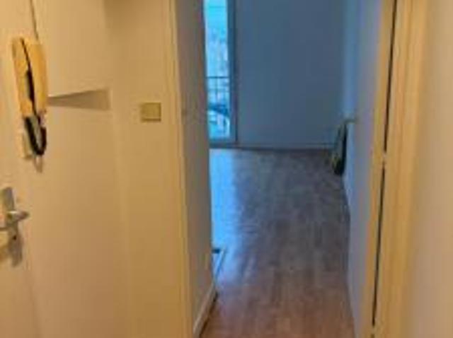 location appartement cesson 1 pièce 19 m2 seine et marne 77240 600 € / mois