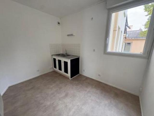 location appartement chatre 3 pièces 65 m2 indre 36400 475 € / mois