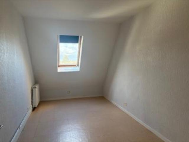 location appartement chatre 3 pièces 68 m2 indre 36400 548 € / mois