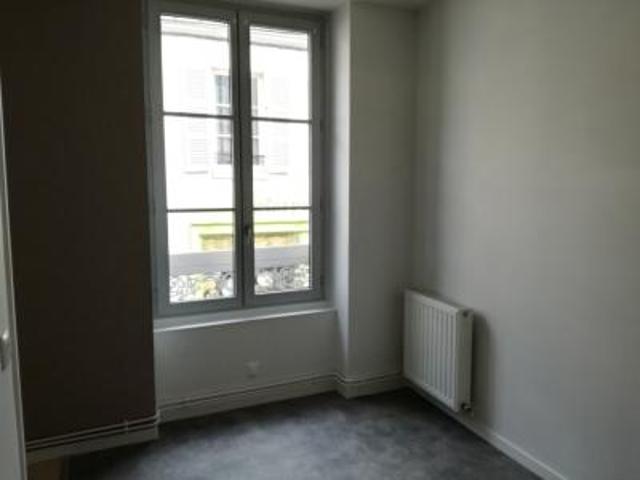 location appartement chatre 3 pièces 69 m2 indre 36400 555 € / mois