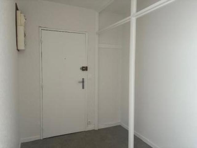 location appartement chatre 1 pièce 35 m2 indre 36400 356 € / mois