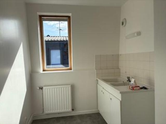 location appartement chatre 2 pièces 56 m2 indre 36400 512 € / mois