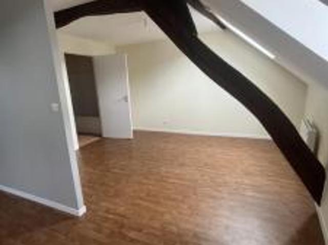 location appartement chaumont 1 pièce 39 m2 haute marne 52000 293 € / mois