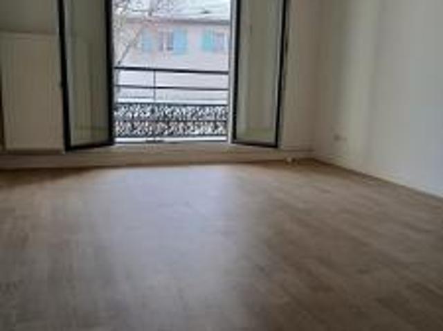 location appartement chazelles sur lyon 4 pièces 80 m2 loire 42140 547 € / mois