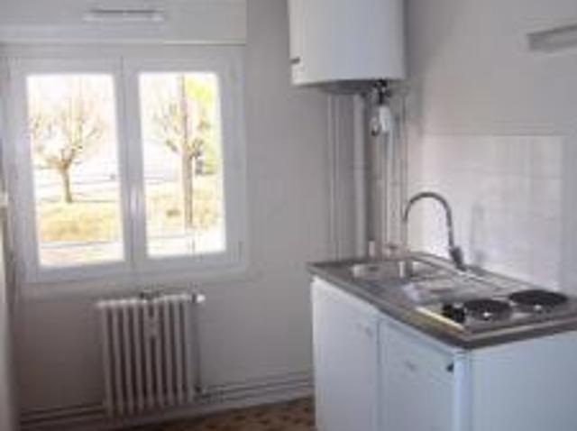 location appartement chablis 1 pièce 29 m2 yonne 89800 384 € / mois