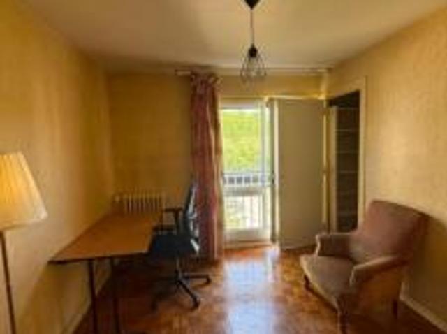 location appartement chambery 1 pièce 16 m2 savoie 73000 420 € / mois