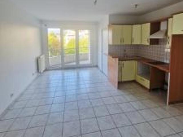 location appartement chambery 2 pièces 39 m2 savoie 73000 697 € / mois