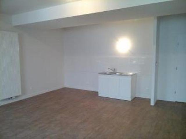 location appartement champagne en valromey 3 pièces 90 m2 ain 01260 739 € / mois