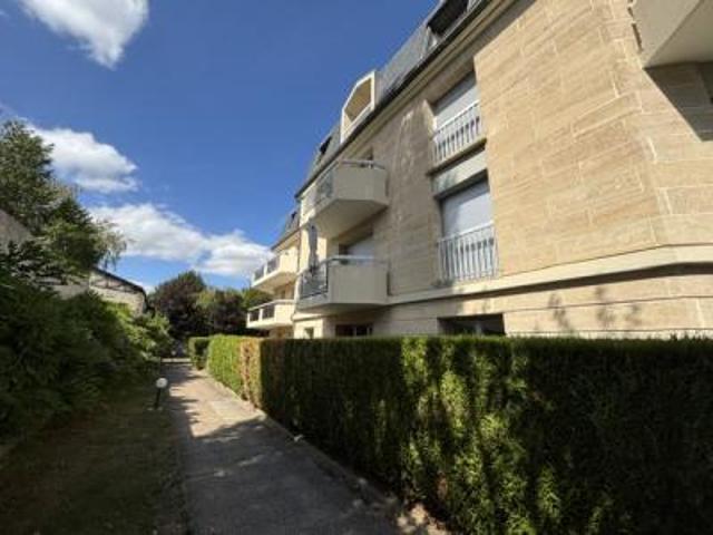 location appartement chantilly 3 pièces 63 m2 oise 60500 1290 € / mois