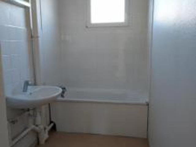 location appartement chapelle saint luc 3 pièces 57 m2 aube 10600 372 € / mois