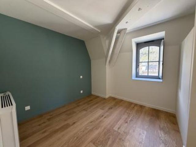 location appartement charbonnieres les bains 2 pièces 39 m2 rhone 69260 950 € / mois