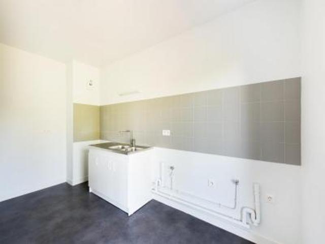 location appartement charleville mezieres 4 pièces 81 m2 ardennes 08000 699 € / mois