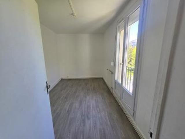location appartement charleville mezieres 3 pièces 47 m2 ardennes 08000 354 € / mois