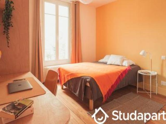 location appartement chartres 1 pièce 15 m2 eure et loir 28000 720 € / mois