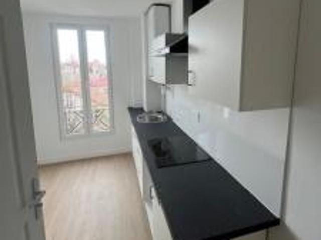 location appartement chelles 1 pièce 27 m2 seine et marne 77500 690 € / mois