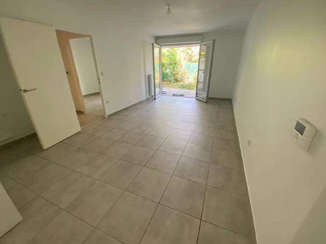 Location Appartement Chemin de Croix Bénite, Toulouse