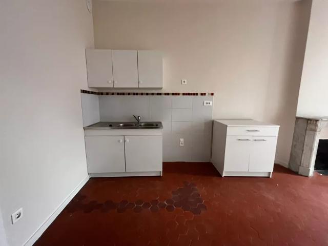 Location Appartement Chemin de la Rouguière, Riez