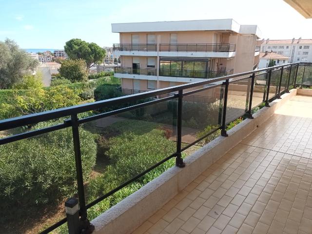 Location Appartement Chemin de la Colle de Gauthier, Nans les Pins