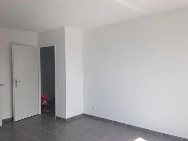 Location Appartement Chemin de la Gendarmerie, Gex