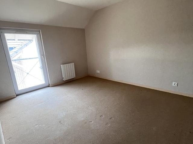Location Appartement Chemin de la Fontaine Saint Martial, Oizon