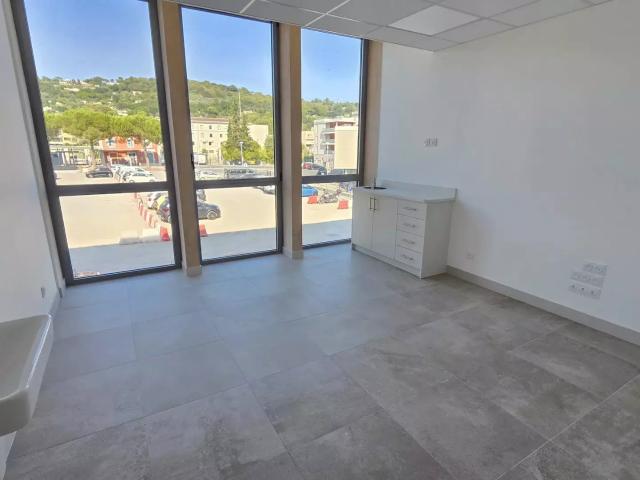 Location Appartement Chemin de la Sénéquière, Mouans Sartoux