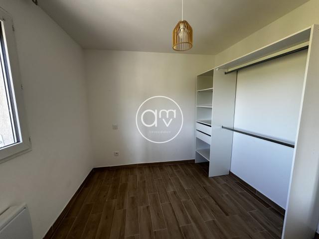 Location Appartement Chemin de la Tour, Solliès Pont