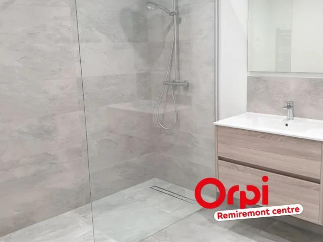 Location Appartement Grande Rue, Saint Étienne lès Remiremont
