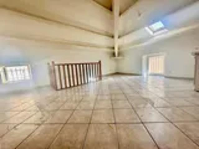 Location Appartement Chemin de Lirac, Saint Laurent des Arbres