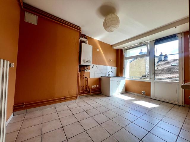 Location Appartement Chemin de Sainte Barbe et de la Quarante Semaine, Épinal