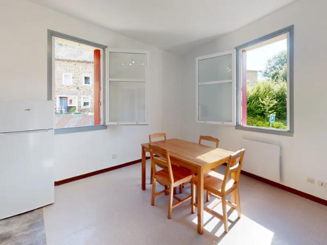 Location Appartement Chemin de Sarremejane, Comps la Grand Ville