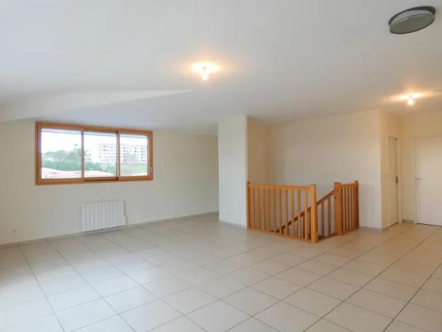 Location Appartement Chemin de Putet, Saint Genis Laval
