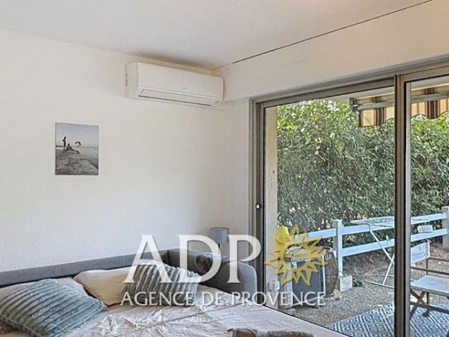 Location Appartement Chemin des Moyennes Bréguières, Antibes
