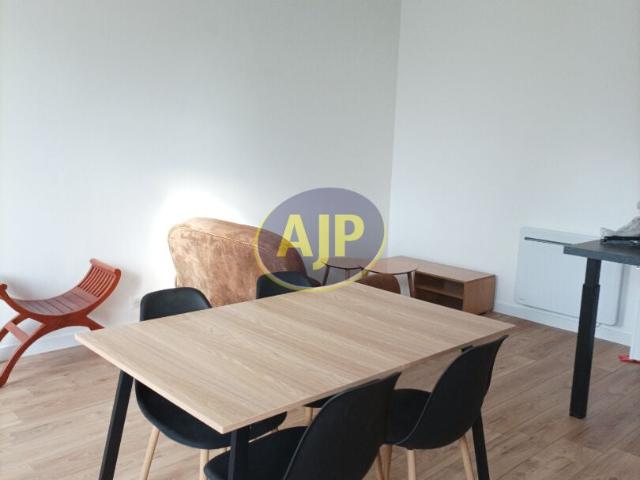 Location Appartement Chemin des Bourguignons, Saint Hilaire les Andrésis