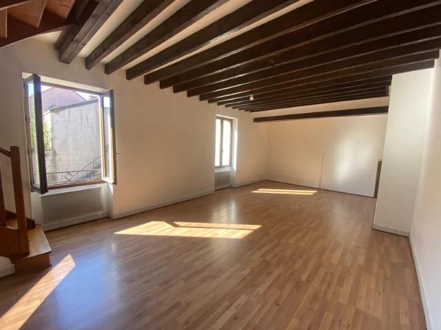 Location Appartement Chemin des Carrières et du Bel Air, Vaux sur Seine