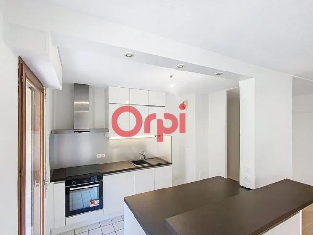 Location Appartement Chemin des Chênes, Collonges sous Salève