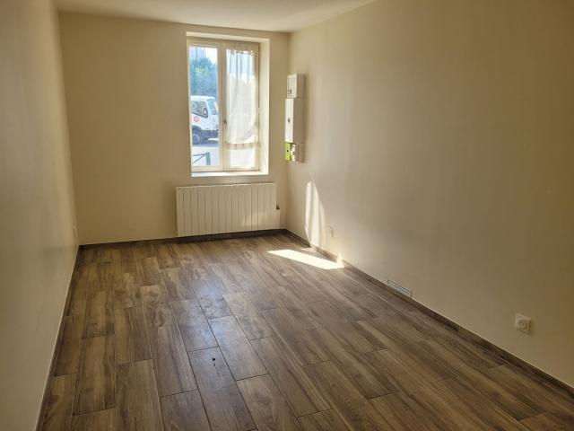 Location Appartement Chemin des Côtes Bizières, Osny