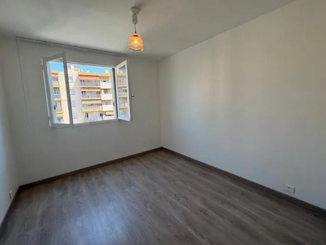 Location Appartement Chemin des Rascas, Saint Laurent du Var