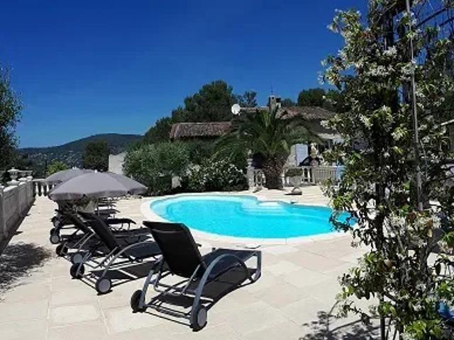 Location Appartement Chemin des Saouves, Peymeinade