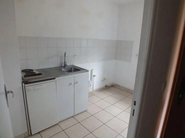 Location Appartement Chemin d'Ivry la Bataille, La Trinité